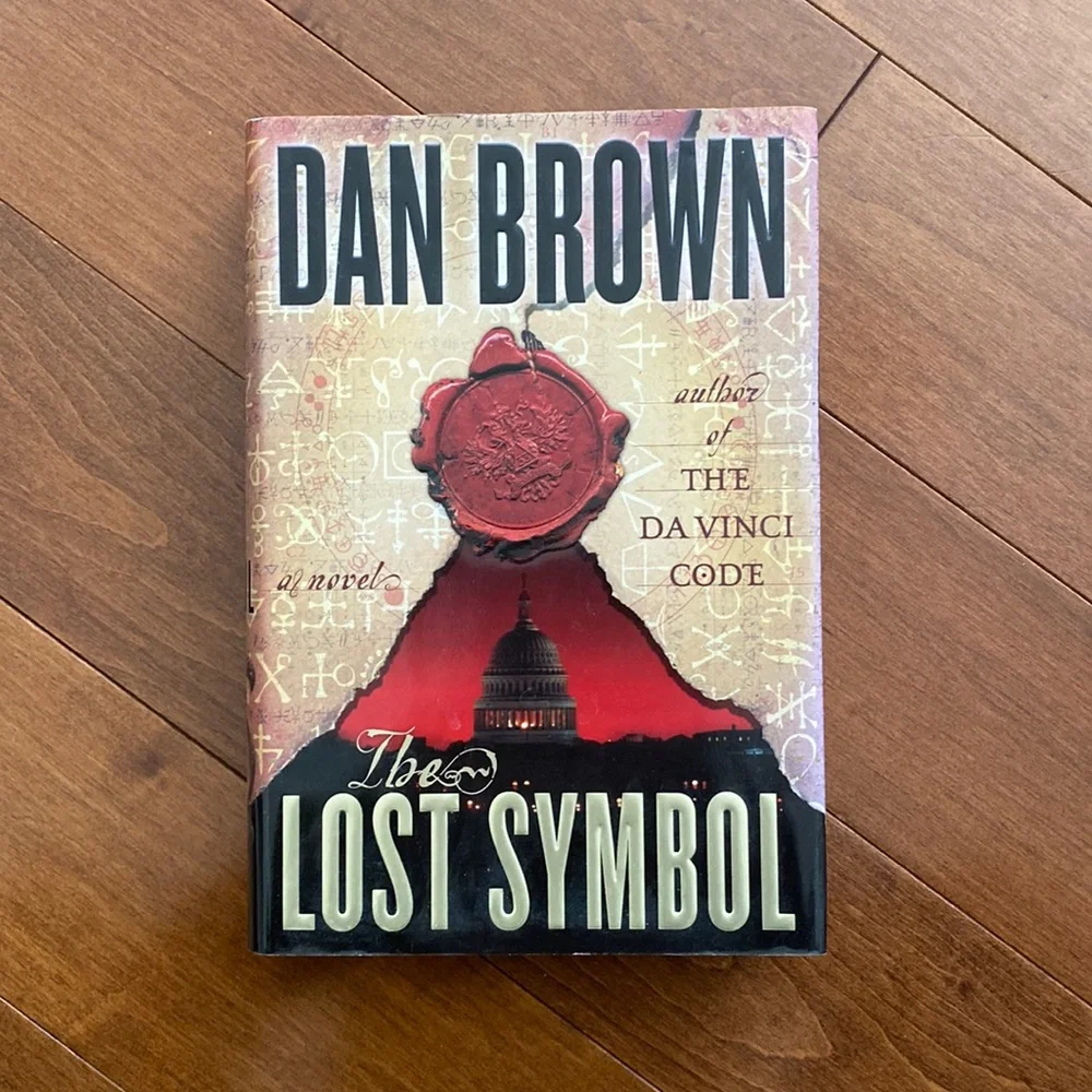 The Lost Symbol by Dan Brown - Picture 1 of 3
